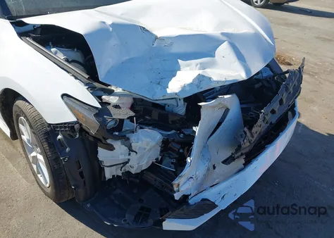 2025 Toyota Camry Le из США, поврежденный, VIN 4T1DAACK8SU169014